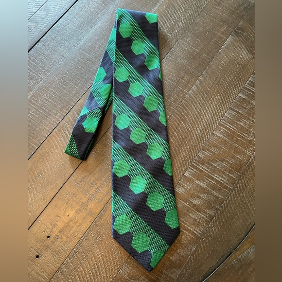 Soho Silk Tie - Picture 2 of 5